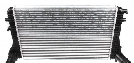 Интеркулер AUDI A3 03- NRF 30316