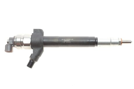 Форсунка паливна Common Rail Citroen Jumper Fiat Ducato Transit, Transit Tourneo Peugeot Boxer 2.2D/2.4D 04.06- FORD 6C1Q9K546AC