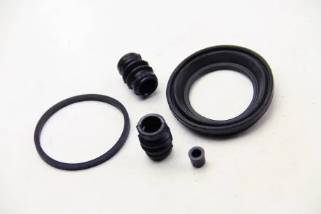 Р-кт супорта перед. Honda Civic, Concerto / Mitsubishi Carisma, Space Star / Rover 200, 400 / Volvo S40, V40 89-06 AUTOFREN D4444