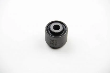 С/блок передн.важеля нижній Audi A4 1.6-3.0 11.00-/Seat Exeo 1.6-2.0 12.08- BC GUMA BC0123