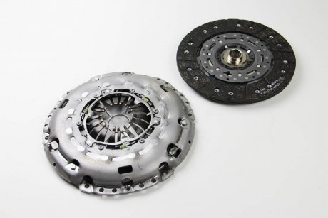 Комплект сцепления Caddy III/IV/Passat/Golf VI/VII/Octavia II/III/Superb II 2.0TDI 04- (240mm) LUK 624 3553 09