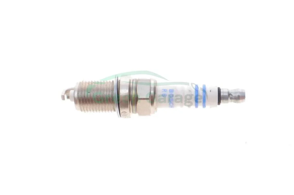 Свічка запалювання Toyota Avensis 98-, Celica 94-, Corolla 1.3-1.8 92-00, RAV4 94-97, Yaris 01- BOSCH 0 242 236 561 (фото 1)