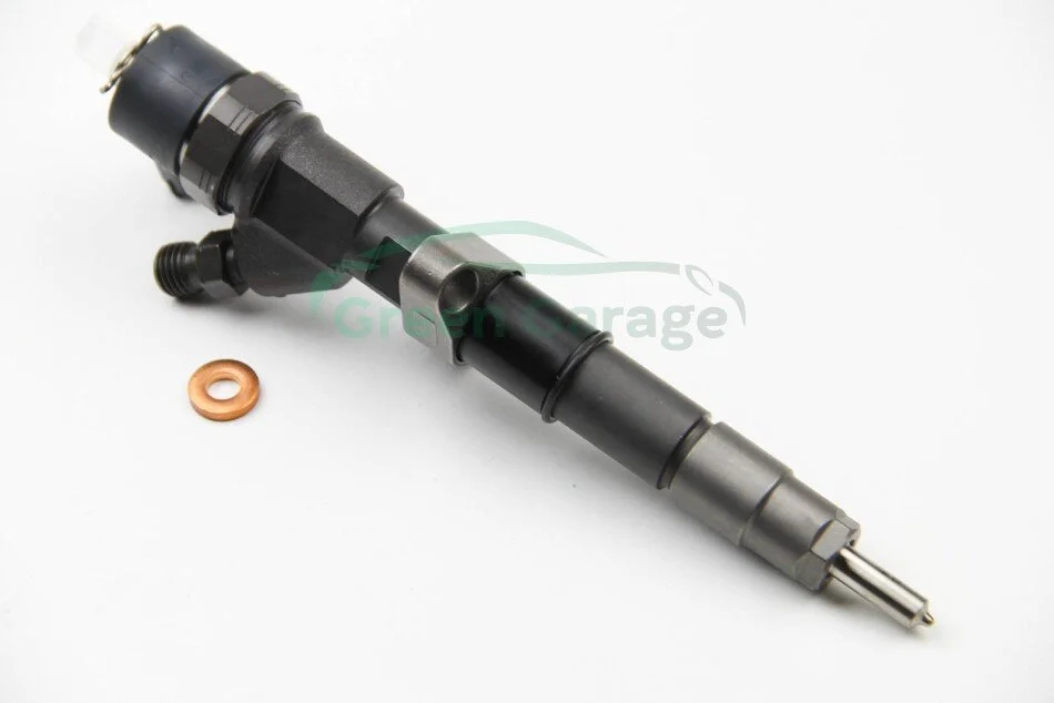 Форсунка паливна Common Rail (Bosch) Renault Master 2.5 dCi 16V, mot. G9U-724/ 04- BOSCH 0 445 110 141 (фото 1)