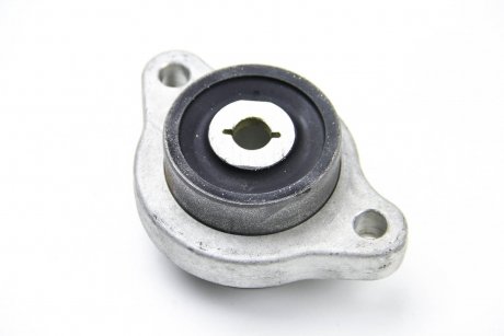 Сайлентблок переднього важеля Vito (639) 11- (передній) Пр. BSG BSG 60700157