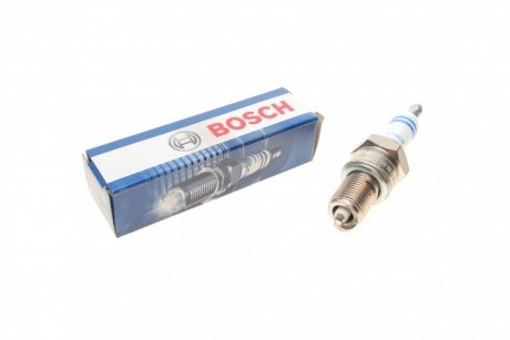 Свеча зажигания WR8DCE 0.8 NICKEL (VOLGA, DAEWOO LANOS) BOSCH 0 242 229 656