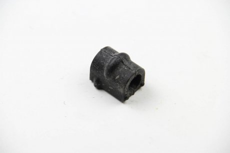 Втулка переднего стабилизатора Kadett 82-00(20мм) FEBI BILSTEIN 02967