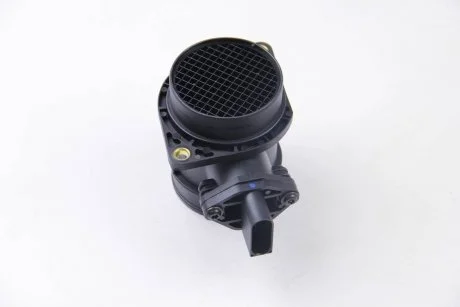 Расходомер воздуха (5конт.) AUDI A4/ A6/SKODA OCTAVIA 1.6/1.8T 96-10 AUTLOG LM1040