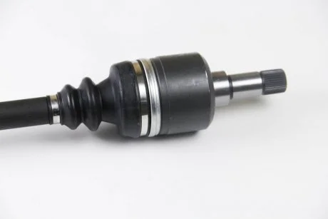 Полуось Ducato/Jumper 1/1.4t Л. (28/37, без ABS, 770мм) BGA DS6710L