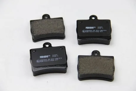 Тормозные колодки зад. MB C180/C200/C230 93- (ATE) FERODO FDB1310