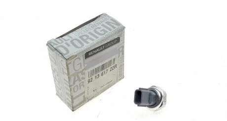 Датчик давления кондиционера Renault Megane III/IV/Scenic III/IV RENAULT 921361722R