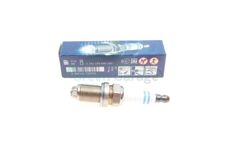 Свічка запалювання FGR8KQE0 NICKEL (OPEL) (вир-во) BOSCH 0 242 229 648 (фото 1)