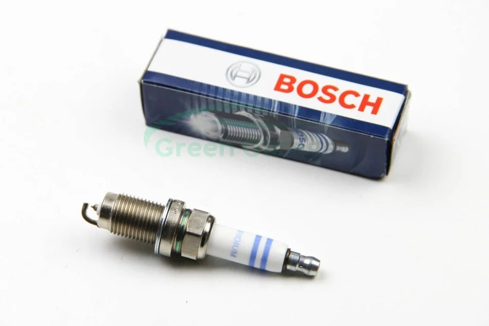 Свеча зажигания FR6HI332 IRIDIUM (VW,SKODA) (пр-во) BOSCH 0 242 240 665 (фото 1)
