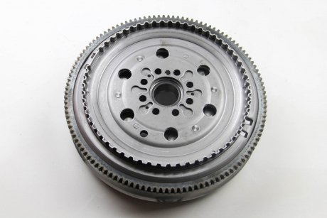 Маховик Astra H/Corsa D 1.3CDTi 05- (220mm) LUK 415 0305 10