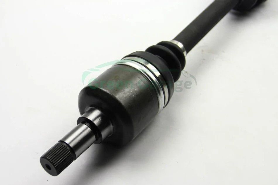 Полуось CITROEN C5 III/PEUGEOT 407/407 SW 2.0D/2.2D 04- Л. BGA DS1401L (фото 1)