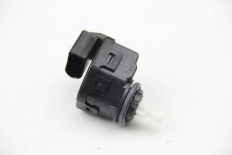 Корректор фары A3/A6/A8/OCTAVIA 96-10 HELLA 6NM007878-531