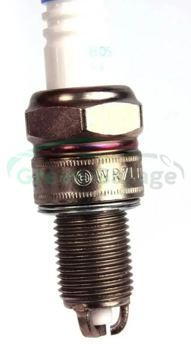 (3 конт) Свічка запалювання VW Caddy/Passat/Audi 100/80 BOSCH 0 242 235 664 (фото 1)