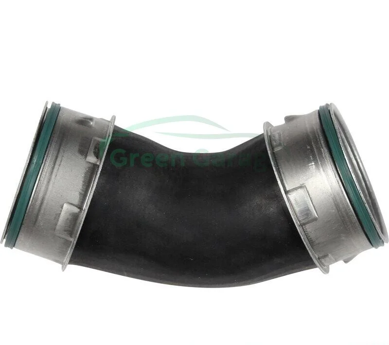 Патрубок интеркулера VW T5 1.9-2.5 D 03-07 (нижний/лев) JP GROUP 1117704600 (фото 1)