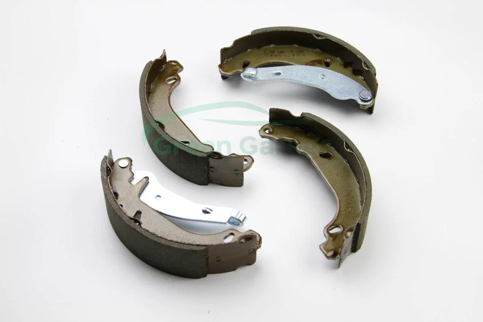 Тормозные колодки зад. Renault 9,11,19,21, Clio, Rapid BREMSI GF04152 (фото 1)