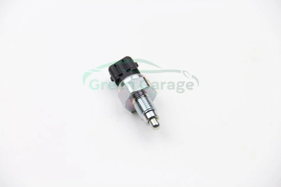 Датчик заднего хода T4 90-03/Caddy II 95-04/Golf -02 FACET 7.6125 (фото 1)