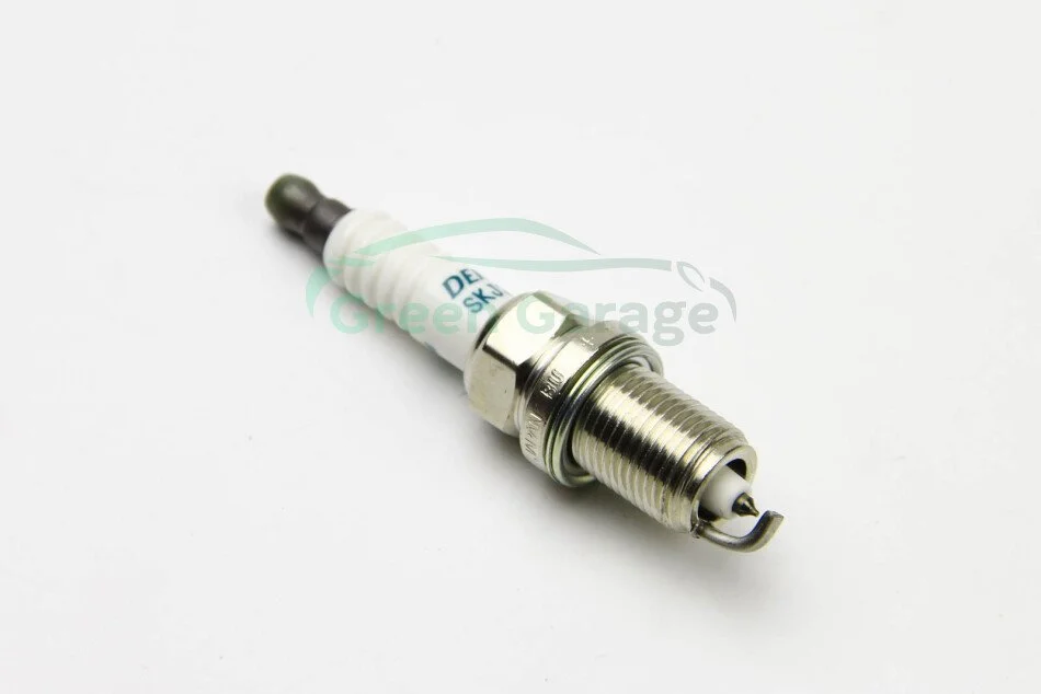 Свеча зажигания Audi/VW/Skoda/Mazda DENSO SKJ20CRA8 (фото 1)