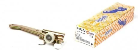 Ролик бокової двері AUTOTECHTEILE 384 3002