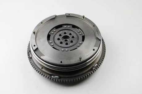 Маховик LT 2.8TDI 02-06 (AUH/BCQ) LUK 415 0208 10