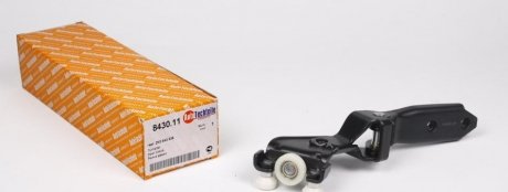 Ролик двери (боковой/средний) VW Caddy 03- (R) AUTOTECHTEILE 384 3011