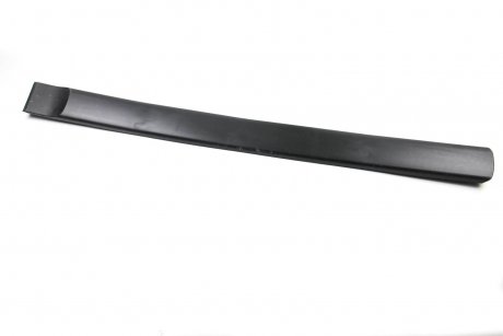 Молдинг пер двери Berlingo/Partner 97-08 Л BSG BSG 70924002