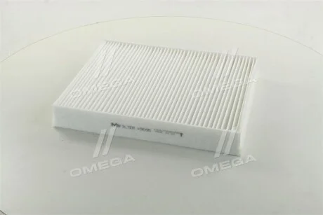 Фільтр салону FORD FOCUS III, KUGA II 11- (вир-во) M-FILTER K 9095