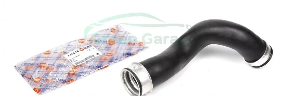 Патрубок интеркулера VW T5 1.9TDI 03- AUTOTECHTEILE 314 5018 (фото 1)