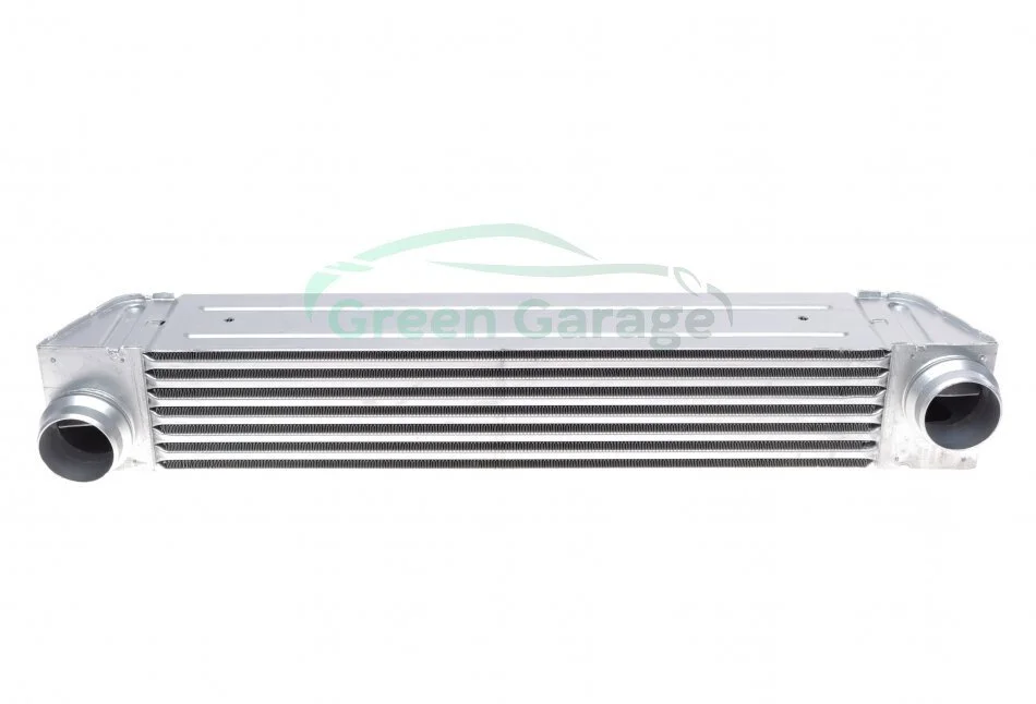 Інтеркулер BMW 5 (E60) 520d-530d 02- NRF 30317 (фото 1)