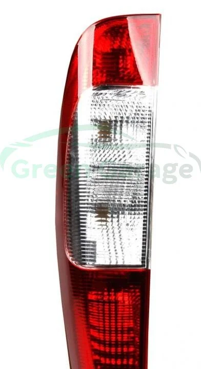 Ліхтар стопа, правий AUTOTECHTEILE 100 8233 (фото 1)