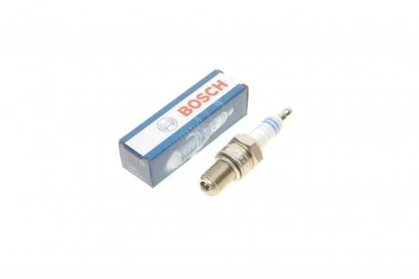 Свічка запалювання W8CC BOSCH 0 241 229 579