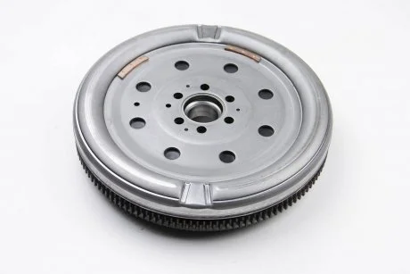 Зчеплення+маховик VW TRANSPORTER IV (Вир-во) LUK 600 0012 00