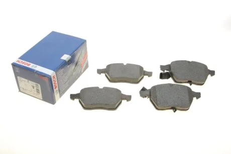 Колодка торм. диск. AUDI A4, A6, SKODA SUPERB, VW PASSAT передн. (пр-во Bosch) BOSCH 0986424482