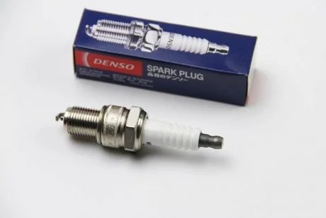Свічка запалювання 3049 DENSO W20EPRU11