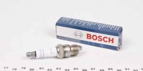 Свiчка запалювання BOSCH 0 242 225 622