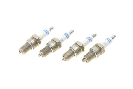 Свiчка запалювання BOSCH 0 242 235 909