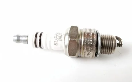 Свеча зажигания WR7ВC+ NICKEL (OPEL,VOLGA) (пр-во) BOSCH 0 242 235 665