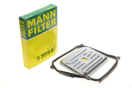 Фильтр масляный АКПП VW GOLF III, IV 91-06, SKODA OCTAVIA I с прокладкой (пр-во) MANN H2019KIT