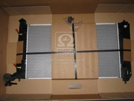 Радиатор охлаждения TOYOTA COROLLA (E12#, E13#) (01-) (пр-во Nissens) NISSENS 64648A