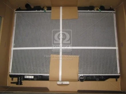 Радиатор охлаждения NISSAN MURANO (04-) 3.5i AT (пр-во Nissens) NISSENS 68712