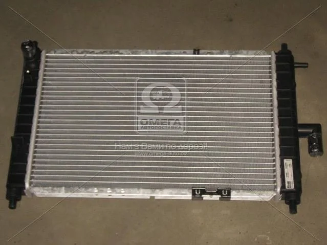 Радиатор охлаждения DAEWOO MATIZ (01-) 0.8-1.0 MT (пр-во Nissens) NISSENS 61646 (фото 1)