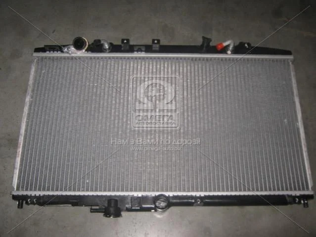 Радиатор охлаждения HONDA ACCORD VI (98-) 1.6-2.3i (пр-во Nissens) NISSENS 68117 (фото 1)
