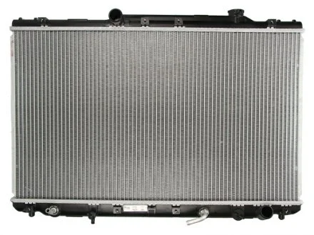 Радиатор охлаждения TOYOTA CAMRY (XV1) (91-) 2.2 i 16V (пр-во Nissens) NISSENS 647681