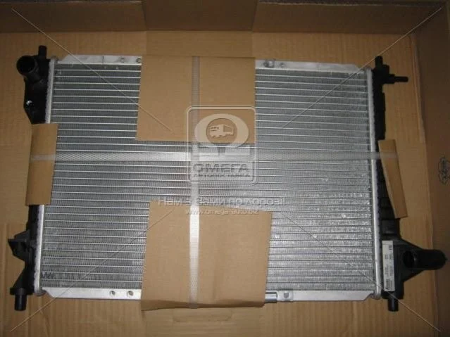Радіатор охолодження CHEVROLET Matiz (вир-во Nissens) NISSENS 61630 (фото 1)