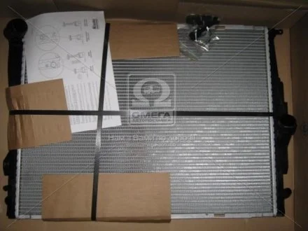 Радиатор охлаждения BMW 1 E81-E82-E87-E88/3 E90-E91-E92-E93 (пр-во Nissens) NISSENS 60786A