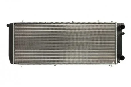 Радиатор охлаждения AUDI 100 (C3) (82-) 1.8 (пр-во Nissens) NISSENS 604201