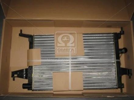 Радиатор охлаждения OPEL CORSA C (00-)/ COMBO (00-) (пр-во Nissens) NISSENS 63008