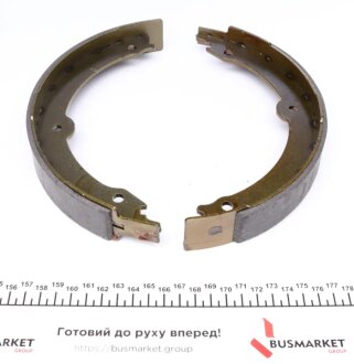 Колодки гальм.барабанні задні Toyota Land Cruiser IV (J200) 08- KAMPOL K818